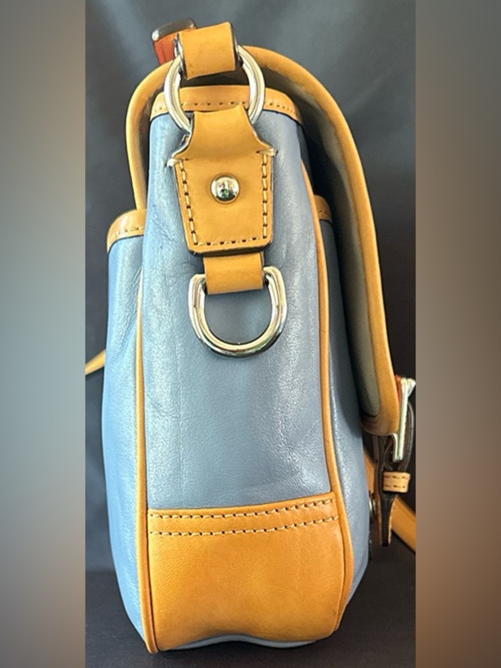Coach Park Colorblock Flap Crossbody (F23383) in Red & Blue With Tan Trim - Picture 6 of 15